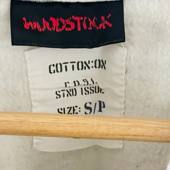 Cotton on wood stock grey sweater. - Picture 6 of 6